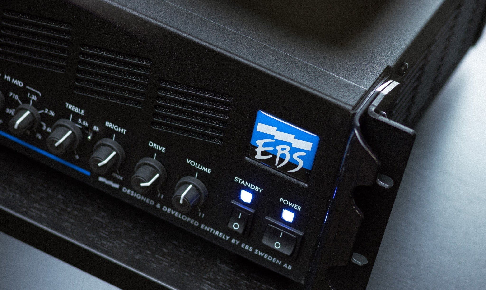 EBS 802 High Dynamics Linear Bass Amplifier
